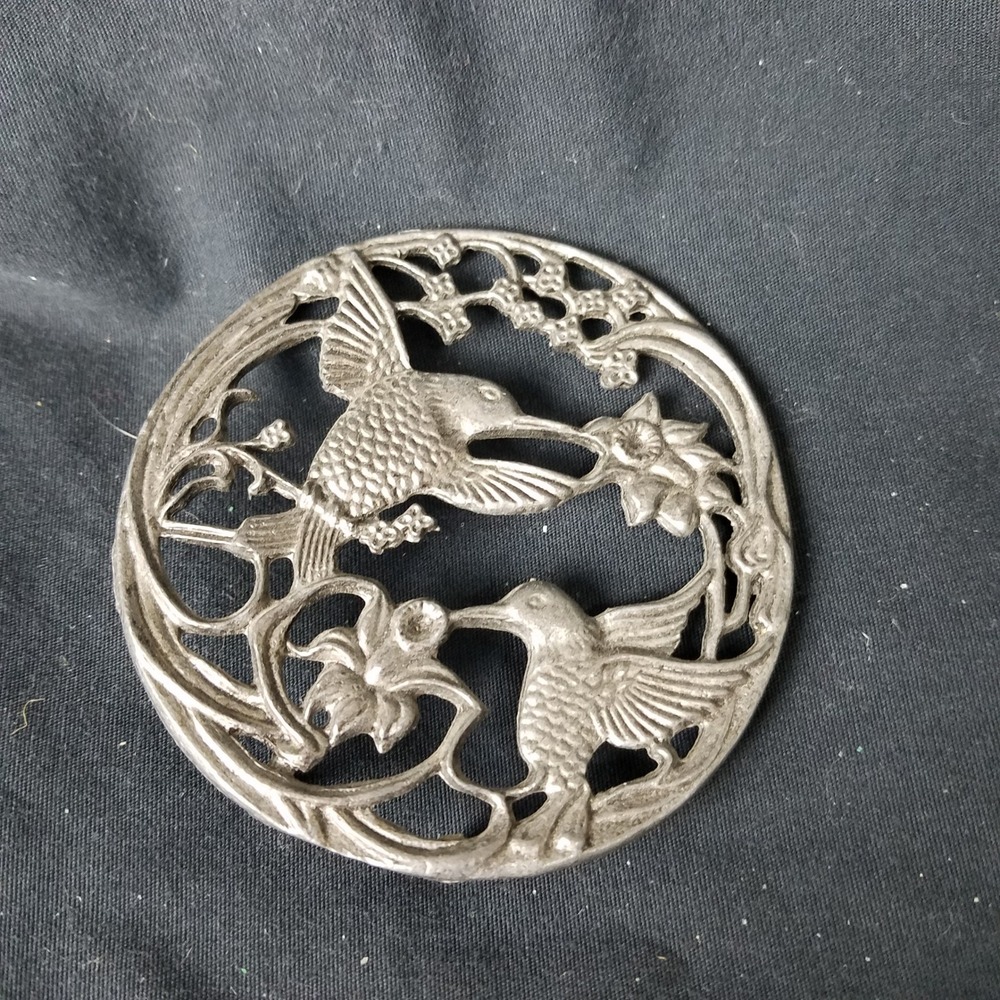 pewter potpourri lid vintage Hummingbird Floral trivet wall decor - Picture 2 of 5